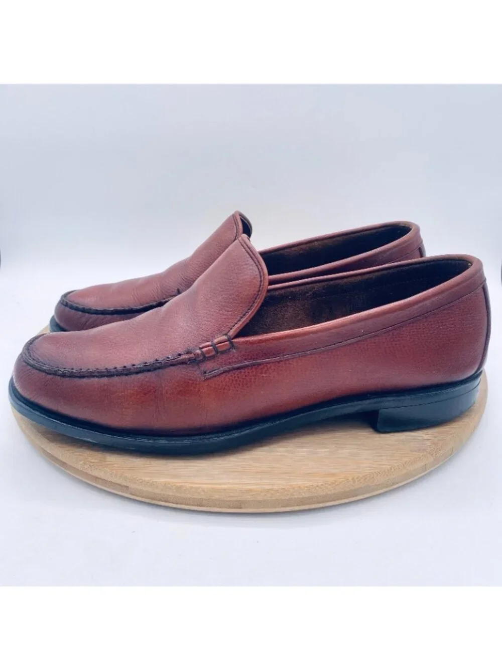 Vintage Florsheim Imperial Shoes Mens 8.5 Brown Leather Hand Sewn Loafers